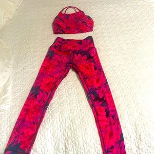 Super cute Victorias Secret yoga set